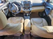 ✅ 2009 Toyota RAV4 Limited • VIN: JTMZK31V295025124 • Лот: 91052615. Опубликован ранее на Copart с пробегом 224 827 миль. Бесплатный доступ к архиву аукционных продаж из США и подробный отчёт об истории автомобиля на DreamBid. Изображение 8.