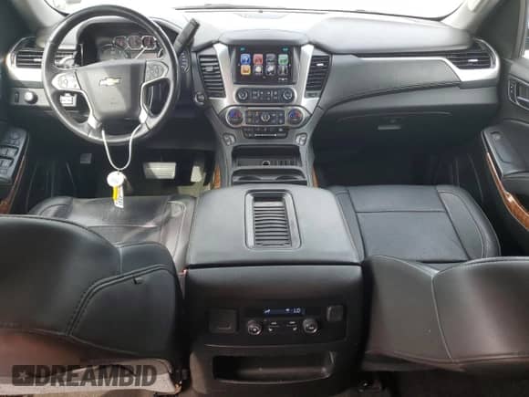 2018 Chevrolet Tahoe Premier z VIN 1GNSCCKJ9JR203707, wystawiony jako Copart lot #78011674 z przebiegiem 76 337 mil mil oraz Szkoda całkowita • Salvage title. Historia ofert i sprzedaży dostępna na DreamBid. Obrazek 8.