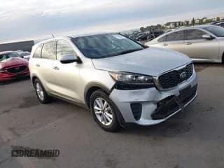 ✅ 2019 Kia Sorento LX • VIN: 5XYPGDA54KG484828 • Lot: 43715018. Listed on IAAI with 72,459 mi. Free auction sales archive from the USA and detailed vehicle history report at DreamBid. Image 1.