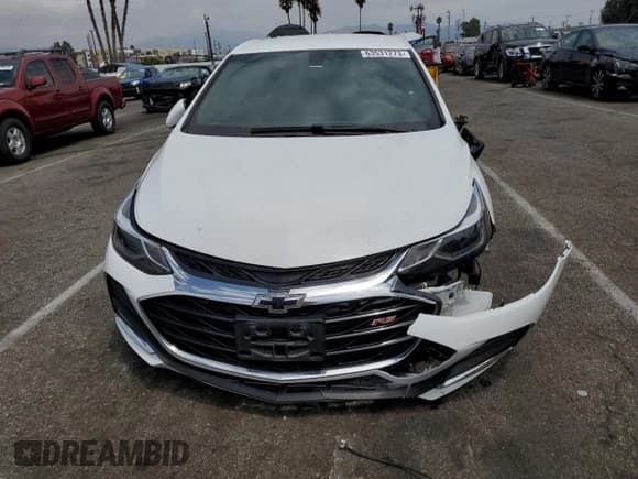 ✅ 2019 Chevrolet Cruze LT • VIN: 3G1BE6SM1KS539227 • Lot: 63531273. Listed on Copart with 82,320 mi. Free auction sales archive from the USA and detailed vehicle history report at DreamBid. Image 5.