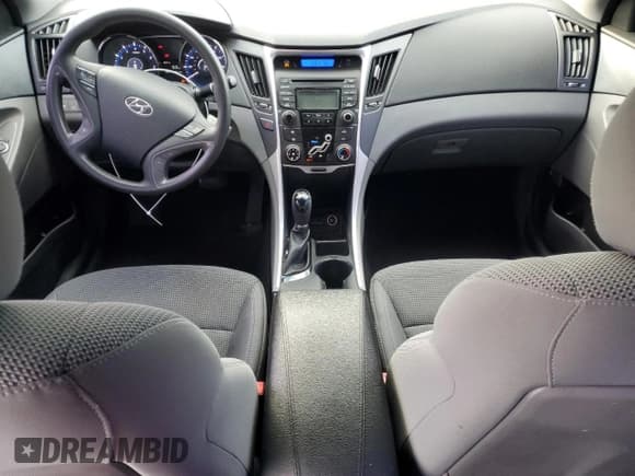 ✅ 2013 Hyundai Sonata GLS • VIN: 5NPEB4AC3DH732597 • Лот: 91009775. Опубликован ранее на Copart с пробегом 144 324 миль. Бесплатный доступ к архиву аукционных продаж из США и подробный отчёт об истории автомобиля на DreamBid. Изображение 8.