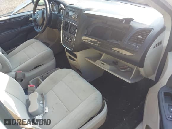 ✅ 2012 Dodge Grand Caravan SXT • VIN: 2C4RDGCG4CR304049 • Lot: 42651102. Wystawiony na IAAI z przebiegiem Nie podano. Bezpłatny archiwum sprzedaży aukcyjnych z USA i szczegółowy raport historii pojazdu na DreamBid. Zdjęcie 5.