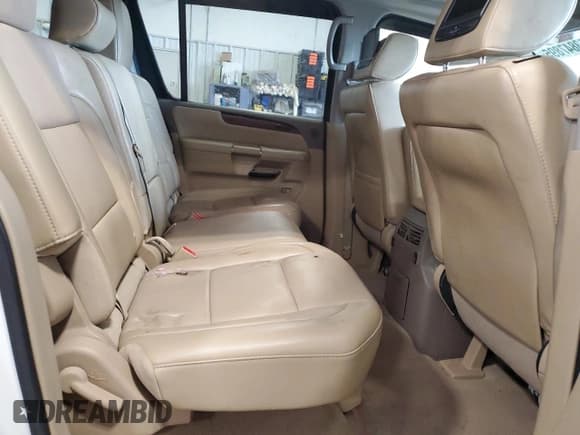 ✅ 2014 Nissan Armada SV • VIN: 5N1AA0NC2EN605311 • Lot: 53847895. Listed on Copart with 121,114 mi. Free auction sales archive from the USA and detailed vehicle history report at DreamBid. Image 11.