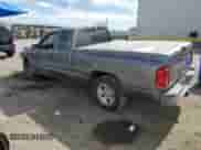 2008 Dodge Dakota SXT z VIN 1D7HE32KX8S553863, wystawiony jako Copart lot #58553865 z przebiegiem 78 943 mil mil oraz Szkoda całkowita • Salvage title. Historia ofert i sprzedaży dostępna na DreamBid. Obrazek 2.