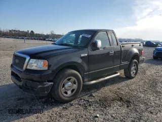 ✅ 2005 Ford F-150 STX • VIN: 1FTRF02W35KC32689 • Lot: 45924955. Wystawiony na Copart z przebiegiem 182 397 mil. Bezpłatny archiwum sprzedaży aukcyjnych z USA i szczegółowy raport historii pojazdu na DreamBid. Zdjęcie 1.
