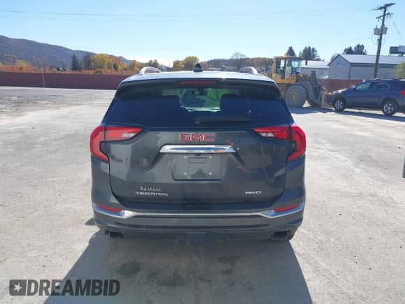 ✅ 2019 GMC Terrain Denali • VIN: 3GKALXEX3KL245766 • Lot: 43607822. Wystawiony na IAAI z przebiegiem 135 073 mil. Bezpłatny archiwum sprzedaży aukcyjnych z USA i szczegółowy raport historii pojazdu na DreamBid. Zdjęcie 17.