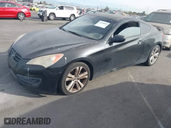 2010 Hyundai Genesis Coupe Premium с VIN KMHHT6KD0AU007940, выставлен на аукционе IAAI как лот 41398985 с пробегом 179 065 миль миль и . История ставок и продаж доступна на DreamBid. Изображение 2.