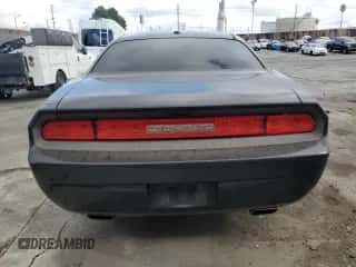 2011 Dodge Challenger z VIN 2B3CJ4DG7BH512847, wystawiony jako Copart lot #82337045 z przebiegiem Nie podano mil oraz Szkoda całkowita • Salvage title. Historia ofert i sprzedaży dostępna na DreamBid. Obrazek 6.