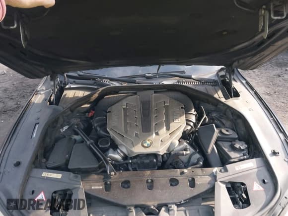 ✅ 2010 BMW 7 Series 750Li xDrive • VIN: WBAKC8C56ACY68488 • Lot: 41428656. Listed on IAAI with 140,014 mi. Free auction sales archive from the USA and detailed vehicle history report at DreamBid. Image 10.