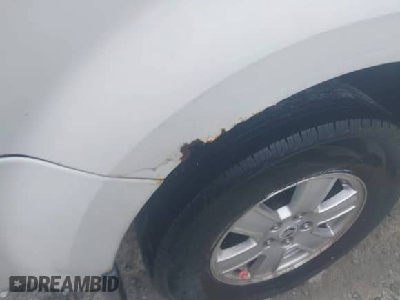 2010 Mercury Mariner с VIN 4M2CN9BG7AKJ28216, выставлен на аукционе IAAI как лот 42876189 с пробегом 174 575 миль миль и . История ставок и продаж доступна на DreamBid. Изображение 6.