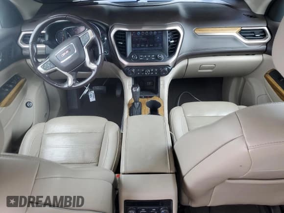✅ 2018 GMC Acadia Denali • VIN: 1GKKNXLS5JZ207274 • Lot: 82567135. Listed on Copart with 77,404 mi. Free auction sales archive from the USA and detailed vehicle history report at DreamBid. Image 8.