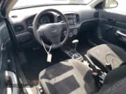 ✅ 2009 Hyundai Accent Auto GS • VIN: KMHCM36C09U120340 • Лот: 55758805. Опубликован ранее на Copart с пробегом 165 758 миль. Бесплатный доступ к архиву аукционных продаж из США и подробный отчёт об истории автомобиля на DreamBid. Изображение 8.