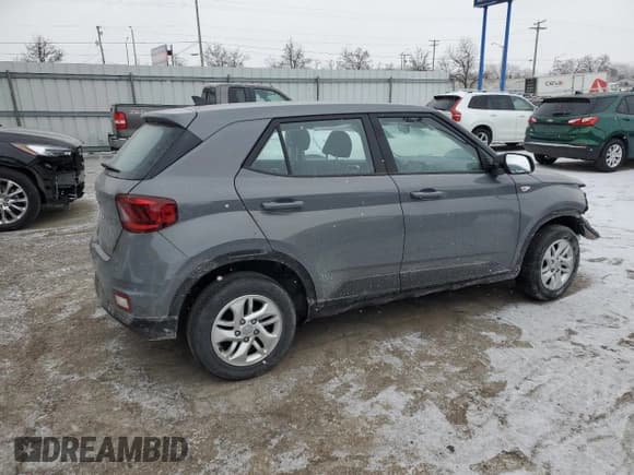 ✅ 2022 Hyundai Venue SE • VIN: KMHRB8A35NU140663 • Lot: 42063085. Listed on Copart with 35,906 mi. Free auction sales archive from the USA and detailed vehicle history report at DreamBid. Image 3.