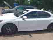 2022 Toyota Camry SE with VIN 4T1G11BKXNU067748, listed as a IAAI auction lot 42637849 with 73,909 mi miles and . Bid and sale history available at DreamBid. Image 14.