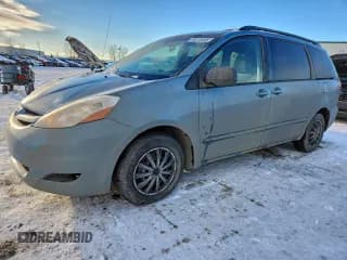 ✅ 2009 Toyota Sienna CE • VIN: 5TDZK23C29S282767 • Lot: 95315485. Listed on Copart with 244,993 mi. Free auction sales archive from the USA and detailed vehicle history report at DreamBid. Image 1.