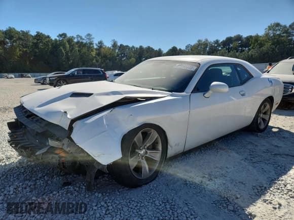 ✅ 2020 Dodge Challenger SXT • VIN: 2C3CDZAG0LH104333 • Lot: 81990335. Wystawiony na Copart z przebiegiem 143 242 mil. Bezpłatny archiwum sprzedaży aukcyjnych z USA i szczegółowy raport historii pojazdu na DreamBid. Zdjęcie 1.
