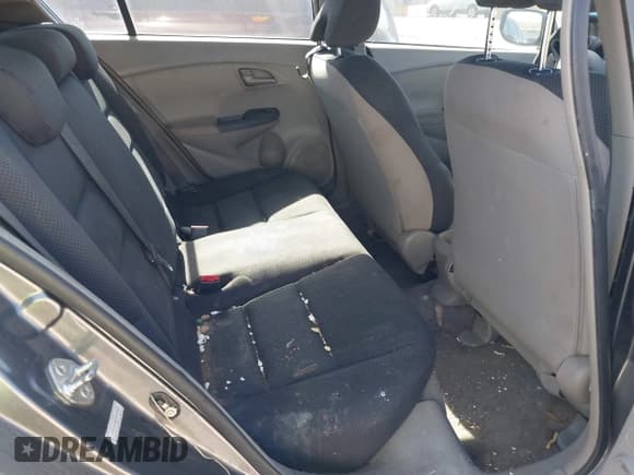 ✅ 2010 Honda Insight LX • VIN: JHMZE2H5XAS033628 • Lot: 42326613. Listed on IAAI with 239,068 mi. Free auction sales archive from the USA and detailed vehicle history report at DreamBid. Image 8.