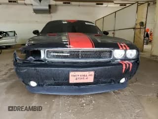 ✅ 2014 Dodge Challenger SXT • VIN: 2C3CDYAG9EH257452 • Lot: 54254664. Wystawiony na Copart z przebiegiem 117 697 mil. Bezpłatny archiwum sprzedaży aukcyjnych z USA i szczegółowy raport historii pojazdu na DreamBid. Zdjęcie 5.