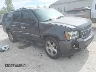 2010 Chevrolet Suburban LTZ с VIN 1GNUKKE33AR287266, выставлен на аукционе IAAI как лот 42229358 с пробегом 233 781 миль миль и . История ставок и продаж доступна на DreamBid. Изображение 1.