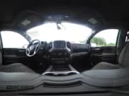 ✅ 2021 Chevrolet Silverado 1500 RST • VIN: 3GCUYEEDXMG230939 • Lot: 42257836. Wystawiony na IAAI z przebiegiem 122 201 mil. Bezpłatny archiwum sprzedaży aukcyjnych z USA i szczegółowy raport historii pojazdu na DreamBid. Zdjęcie 19.