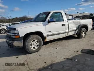 ✅ 2000 Chevrolet Silverado 1500 • VIN: 1GCEK14V7YE410790 • Lot: 81528904. Listed on Copart with 272,957 mi. Free auction sales archive from the USA and detailed vehicle history report at DreamBid. Image 1.