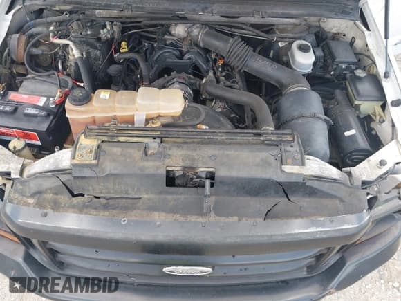 ✅ 2001 Ford F-250 XL • VIN: 3FTNX20L71MA26777 • Lot: 42712362. Listed on IAAI with 318,429 mi. Free auction sales archive from the USA and detailed vehicle history report at DreamBid. Image 10.