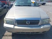 ✅ 2010 Mercury Grand Marquis LS • VIN: 2MEBM7FVXAX636841 • Lot: 42143314. Wystawiony na IAAI z przebiegiem Nie podano. Bezpłatny archiwum sprzedaży aukcyjnych z USA i szczegółowy raport historii pojazdu na DreamBid. Zdjęcie 10.