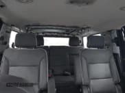 ✅ 2023 Chevrolet Suburban Premier • VIN: 1GNSKFKD7PR512440 • Lot: 43832409. Wystawiony na IAAI z przebiegiem 62 787 mil. Bezpłatny archiwum sprzedaży aukcyjnych z USA i szczegółowy raport historii pojazdu na DreamBid. Zdjęcie 8.