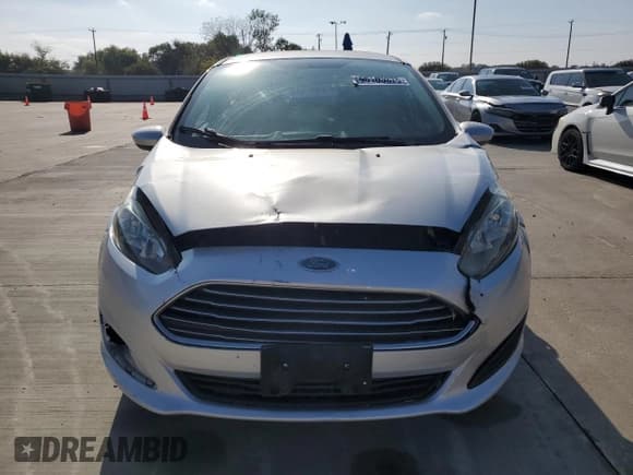 ✅ 2015 Ford Fiesta S • VIN: 3FADP4TJ8FM182003 • Lot: 90103375. Wystawiony na Copart z przebiegiem 144 685 mil. Bezpłatny archiwum sprzedaży aukcyjnych z USA i szczegółowy raport historii pojazdu na DreamBid. Zdjęcie 5.