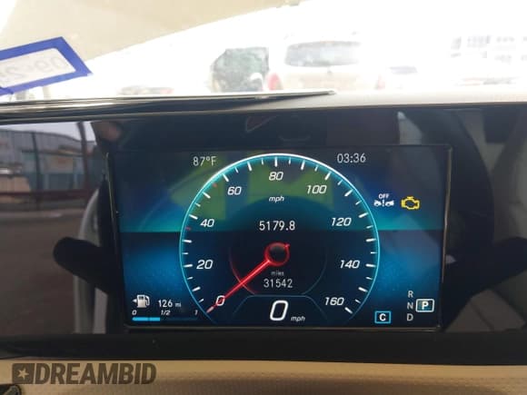 ✅ 2020 Mercedes-Benz CLA 250 • VIN: W1K5J4GB8LN117792 • Lot: 43529725. Listed on IAAI with 31,542 mi. Free auction sales archive from the USA and detailed vehicle history report at DreamBid. Image 7.