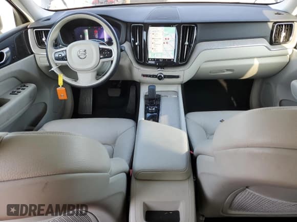 ✅ 2023 Volvo XC60 Plus Bright Theme • VIN: YV4L12DN4P1210887 • Lot: 88895885. Listed on Copart with 27,440 mi. Free auction sales archive from the USA and detailed vehicle history report at DreamBid. Image 8.