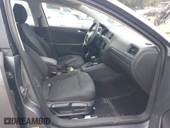 ✅ 2015 Volkswagen Jetta S • VIN: 3VW2K7AJ0FM213133 • Lot: 42645479. Listed on IAAI with 113,064 mi. Free auction sales archive from the USA and detailed vehicle history report at DreamBid. Image 5.