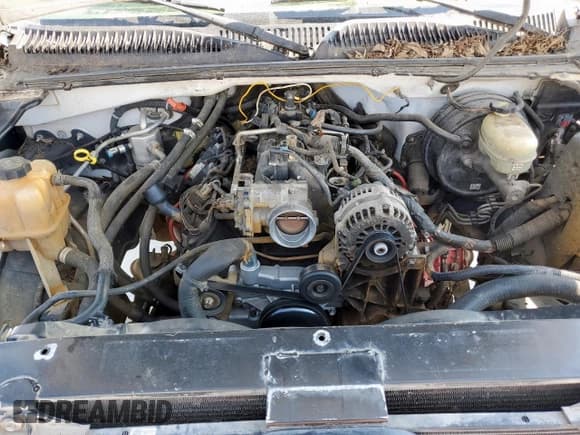 ✅ 2005 GMC Sierra 1500 SLE • VIN: 1GTEK19Z45Z207758 • Lot: 81282475. Wystawiony na Copart z przebiegiem 391 568 mil. Bezpłatny archiwum sprzedaży aukcyjnych z USA i szczegółowy raport historii pojazdu na DreamBid. Zdjęcie 11.