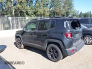 ✅ 2018 Jeep Renegade Latitude • VIN: ZACCJBBBXJPJ43843 • Lot: 42848075. Wystawiony na IAAI z przebiegiem 76 556 mil. Bezpłatny archiwum sprzedaży aukcyjnych z USA i szczegółowy raport historii pojazdu na DreamBid. Zdjęcie 14.