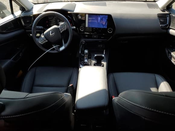 ✅ 2024 Lexus NX 250 • VIN: 2T2ADCAZ8RC007929 • Lot: 80895115. Wystawiony na Copart z przebiegiem 19 621 mil. Bezpłatny archiwum sprzedaży aukcyjnych z USA i szczegółowy raport historii pojazdu na DreamBid. Zdjęcie 8.