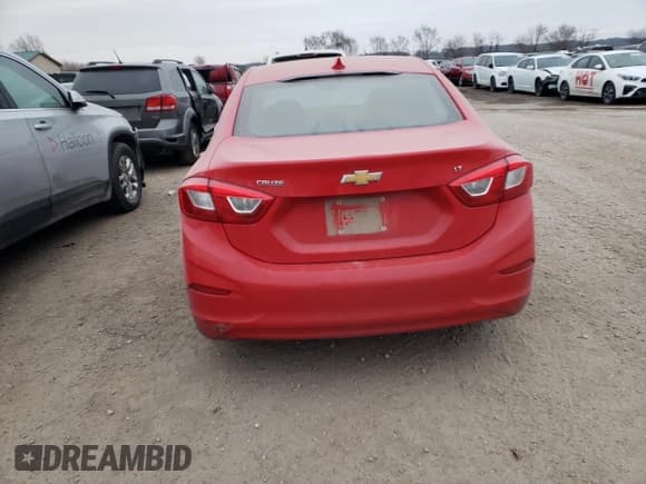 ✅ 2017 Chevrolet Cruze LT • VIN: 1G1BE5SM6H7112708 • Lot: 69713882. Listed on Copart with 100,696 mi. Free auction sales archive from the USA and detailed vehicle history report at DreamBid. Image 6.