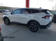 ✅ 2024 Kia Sportage LX • VIN: KNDPU3DG2R7132368 • Lot: 43706454. Wystawiony na IAAI z przebiegiem 81 452 mil. Bezpłatny archiwum sprzedaży aukcyjnych z USA i szczegółowy raport historii pojazdu na DreamBid. Zdjęcie 14.