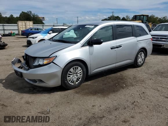 ✅ 2014 Honda Odyssey LX • VIN: 5FNRL5H20EB005855 • Лот: 83752595. Опубликован ранее на Copart с пробегом 108 949 миль. Бесплатный доступ к архиву аукционных продаж из США и подробный отчёт об истории автомобиля на DreamBid. Изображение 1.