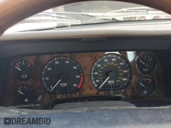 ✅ 1996 Jaguar XJS • VIN: SAJNX2742TC224607 • Лот: 78027854. Опубликован ранее на Copart с пробегом 43 928 миль. Бесплатный доступ к архиву аукционных продаж из США и подробный отчёт об истории автомобиля на DreamBid. Изображение 9.