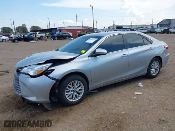 2016 Toyota Camry XLE с VIN 4T4BF1FK6GR532069, выставлен на аукционе IAAI как лот 43045350 с пробегом 73 534 миль миль и . История ставок и продаж доступна на DreamBid. Изображение 18.
