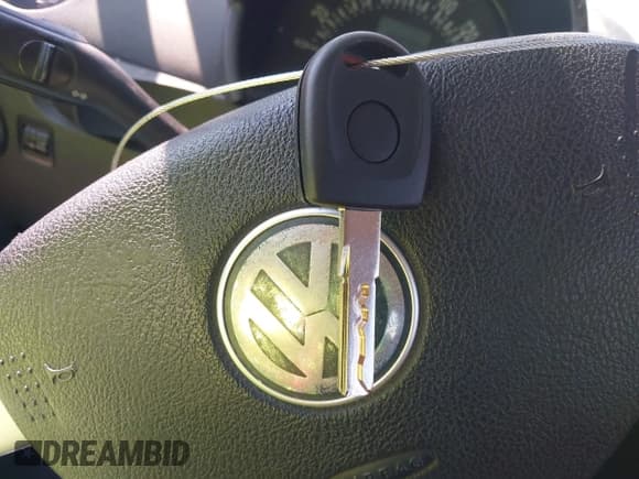 ✅ 2003 Volkswagen Beetle GLS • VIN: 3VWCD21C73M442665 • Лот: 42165097. Опубликован ранее на IAAI с пробегом 162 004 миль. Бесплатный доступ к архиву аукционных продаж из США и подробный отчёт об истории автомобиля на DreamBid. Изображение 11.