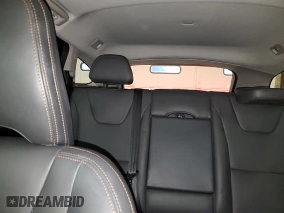 ✅ 2017 Volvo V60 • VIN: YV440MWK2H1030301 • Lot: 90981605. Listed on Copart with 104,389 mi. Free auction sales archive from the USA and detailed vehicle history report at DreamBid. Image 10.