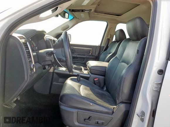 ✅ 2015 Ram 1500 Sport • VIN: 1C6RR7MT3FS610988 • Лот: 68438395. Опубликован ранее на Copart с пробегом 164 797 миль. Бесплатный доступ к архиву аукционных продаж из США и подробный отчёт об истории автомобиля на DreamBid. Изображение 7.