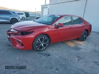 ✅ 2019 Toyota Camry LE • VIN: 4T1B11HK2KU279024 • Лот: 92498855. Опубликован ранее на Copart с пробегом 109 332 миль. Бесплатный доступ к архиву аукционных продаж из США и подробный отчёт об истории автомобиля на DreamBid. Изображение 1.