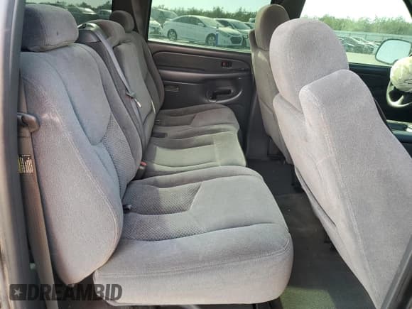 ✅ 2006 Chevrolet Silverado 1500 LS • VIN: 2GCEC13V961315578 • Лот: 78438404. Опубликован ранее на Copart с пробегом 161 120 миль. Бесплатный доступ к архиву аукционных продаж из США и подробный отчёт об истории автомобиля на DreamBid. Изображение 10.