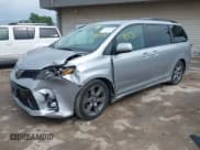 ✅ 2018 Toyota Sienna SE • VIN: 5TDXZ3DC1JS919062 • Lot: 42790530. Listed on IAAI with 107,040 mi. Free auction sales archive from the USA and detailed vehicle history report at DreamBid. Image 2.