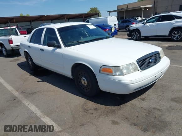 ✅ 2003 Ford Police Interceptor Street Appear • VIN: 2FAHP71W83X210044 • Lot: 42360011. Listed on IAAI with 183,569 mi. Free auction sales archive from the USA and detailed vehicle history report at DreamBid. Image 1.