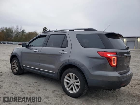 ✅ 2013 Ford Explorer XLT • VIN: 1FM5K8D87DGC03846 • Lot: 90914265. Listed on Copart with 176,361 mi. Free auction sales archive from the USA and detailed vehicle history report at DreamBid. Image 2.