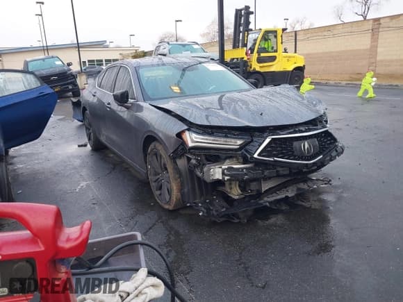 ✅ 2022 Acura TLX Technology • VIN: 19UUB5F46NA003037 • Lot: 41734924. Listed on IAAI with 25,096 mi. Free auction sales archive from the USA and detailed vehicle history report at DreamBid. Image 1.