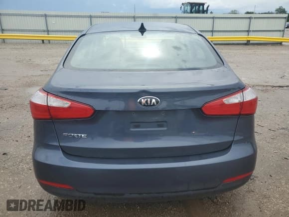 ✅ 2016 Kia Forte LX • VIN: KNAFK4A67G5568206 • Лот: 61065375. Опубликован ранее на Copart с пробегом 144 827 миль. Бесплатный доступ к архиву аукционных продаж из США и подробный отчёт об истории автомобиля на DreamBid. Изображение 6.